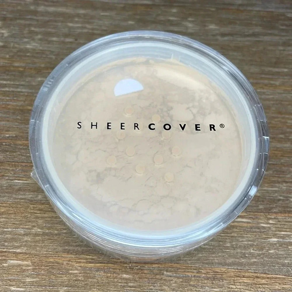 Sheer Cover Sealed Medium Finishing Powder 4g - Picture 1 of 4